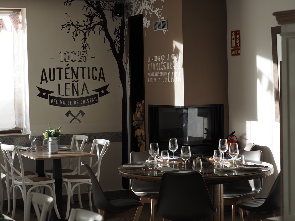 Interior del restaurante La Capilleta